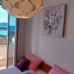 Ruby Apartment *